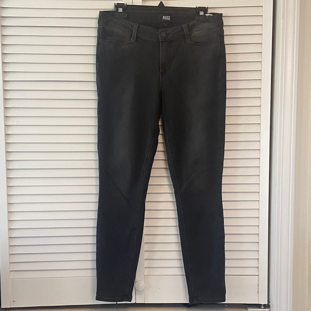 PAIGE Women's Sleek Dezi Size 30 Smoke Grey Skinny Jeans With Ankle Zipper